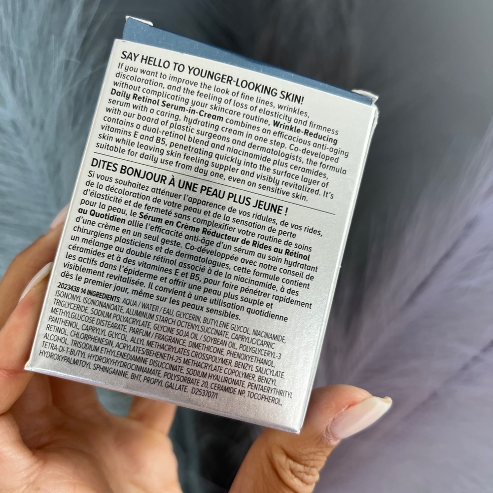 It Cosmetics Hello Results Wrinkle-Reducing Daily Retinol Serum-in-Cream 1.7oz - Picture 3 of 3